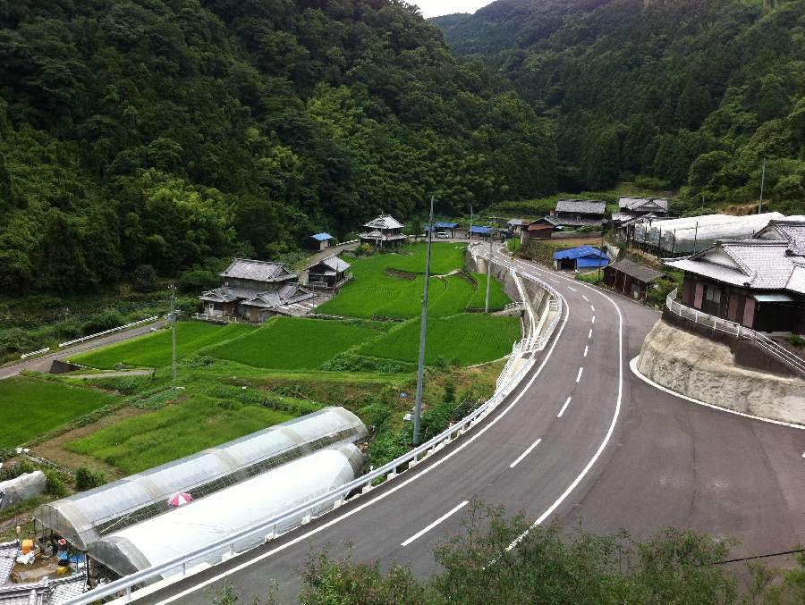 伊予市双海町翠地区の様子